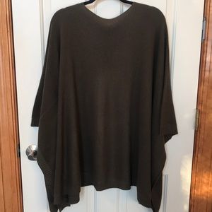 Lululemon poncho